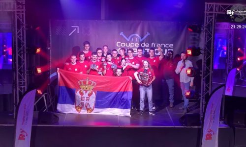 BANER proslava Memristor (002)